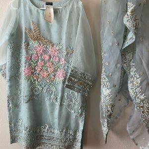 Elegant Embroidered Blue Kurta